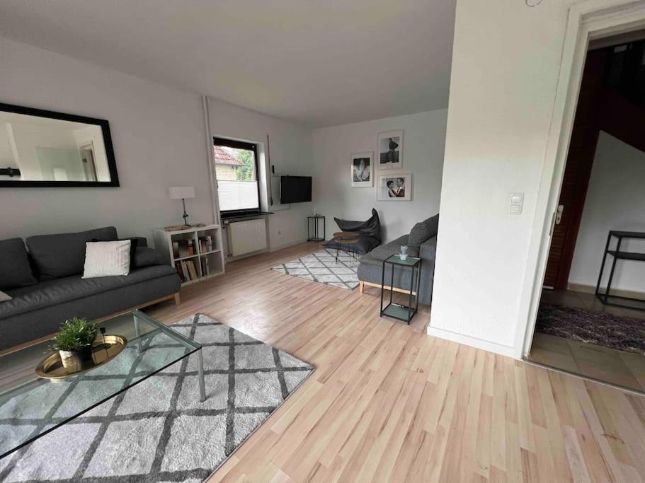 Apartment Hoepen 125qm 4 Schlafzimmer Citynah 5 Zi. Parkplatz Terasse Wifi *