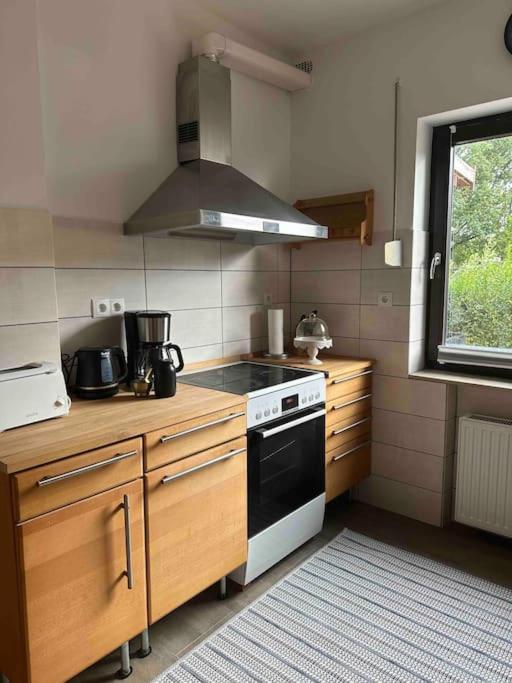 Apartment Hoepen 125qm 4 Schlafzimmer Citynah 5 Zi. Parkplatz Terasse Wifi Seevetal
