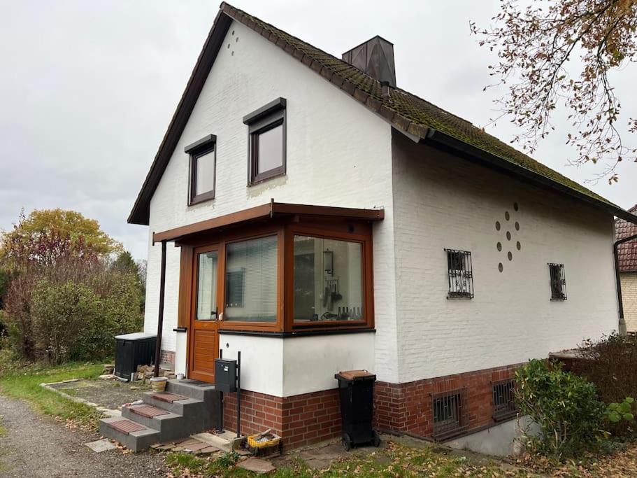 Hoepen 125qm 4 Schlafzimmer Citynah 5 Zi. Parkplatz Terasse Wifi Seevetal