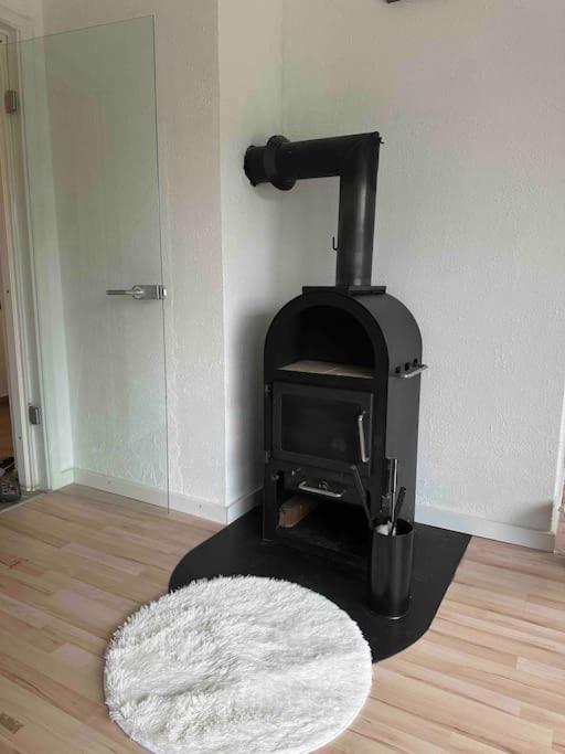 Hoepen 125qm 4 Schlafzimmer Citynah 5 Zi. Parkplatz Terasse Wifi Apartment *